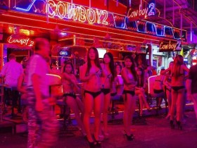 泰国酒吧带女孩出去的方式和注意事项