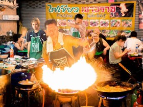 跟着本地老饕打卡曼谷人气餐厅TOP4,吃饭不用纠结啦!