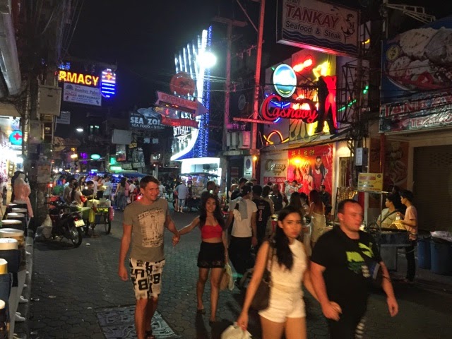 体验芭提雅红灯区不夜城:walking street的图片 第12张 体验芭提雅红灯区不夜城:walking street