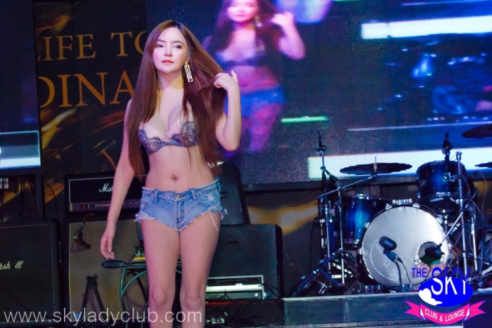 the skylady club,曼谷的一家会员制夜店,小姐姐美得不得了,组团更嗨的图片 第1张 the skylady club,曼谷的一家会员制夜店,小姐姐美得不得了,组团更嗨