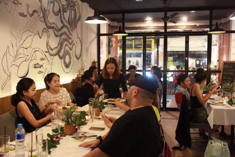 亲测普吉岛这几家餐厅,高人气,第一家就让你沦陷!的图片 第11张 推荐普吉岛这几家高人气餐厅,第一家就让你沦陷!