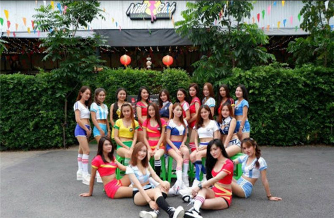 Milk Club,清迈女仆咖啡厅,有美食更有美女的图片 第1张 Milk Club,清迈女仆咖啡厅,有美食更有美女