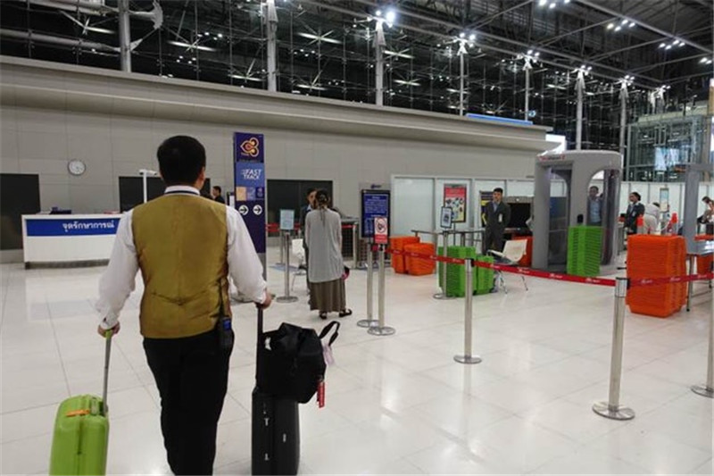 泰国航空头等舱体验 贵宾室竟有泰式全身按摩?!的图片 第5张 泰国航空头等舱体验 贵宾室竟有泰式全身按摩?!