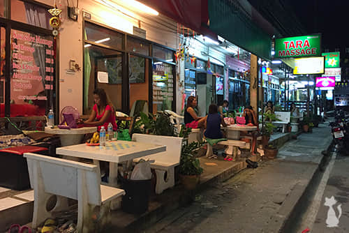 苏梅岛红灯区的夜生活攻略:如何找到泰妹