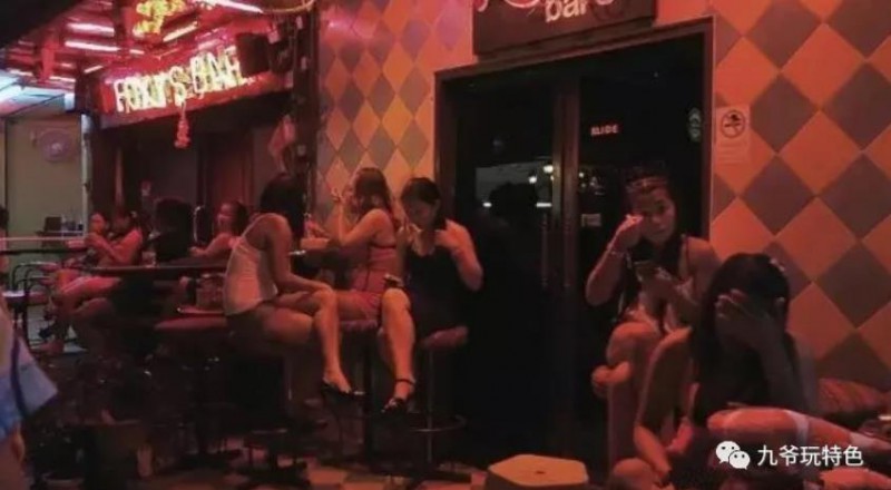 除了狗狗吧,还有高性价比的啤酒吧,照样可以玩!的图片 第2张 除了狗狗吧,还有高性价比的啤酒吧,照样可以玩!
