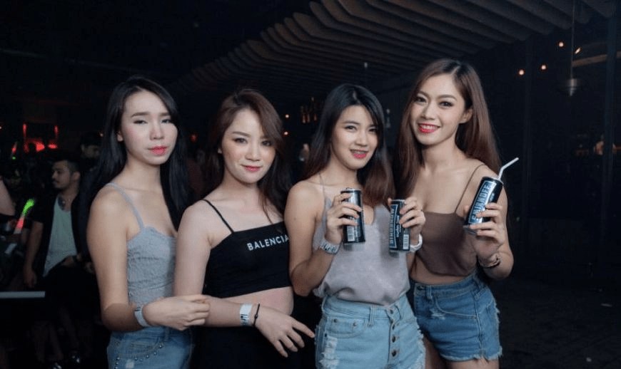 2019泰国新的艳遇与夜生活圣地:乌隆他尼